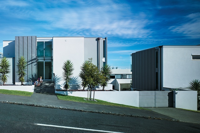 The street elevation of the St Heliers townhouses is a contemporary take on a suburban context.