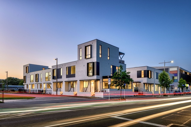 Winner – Housing – Multi Unit: Riverbank Quarter by Stufkens + Chambers Architects.