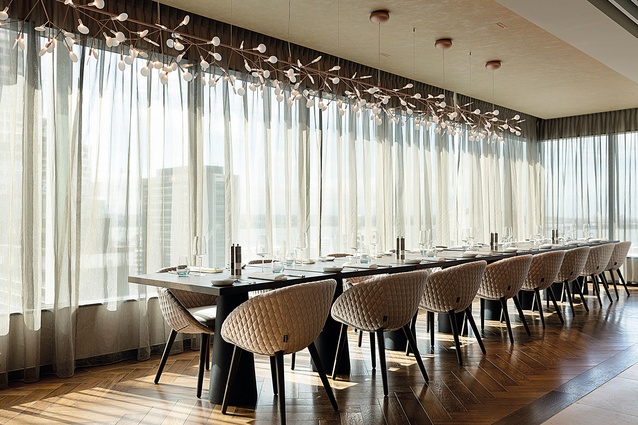 In the hotel's restuarant, Harbour Society, the interiors are light and airy with a touch of classic sophistication.