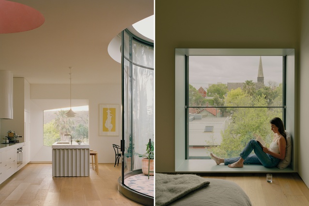The pink plaster polished finish of the oculus skylight in the living areas glows a range of different colours depending on the 
time of day; a generous window reveal makes for a comfortable reading nook.