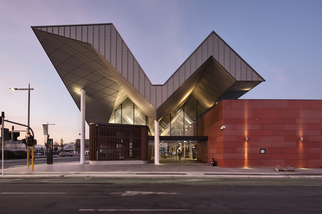 Public Architecture Award: Christchurch Bus Interchange / Whakawhitinga Pahi by Architectus. 