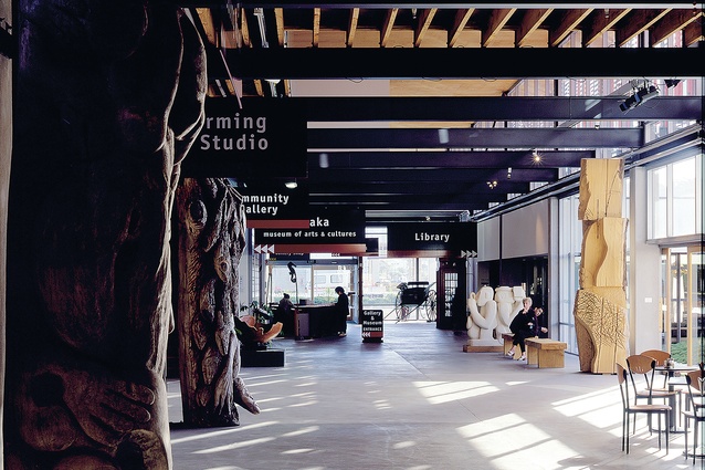 Pātaka, Norrie Street entrance and internal street.