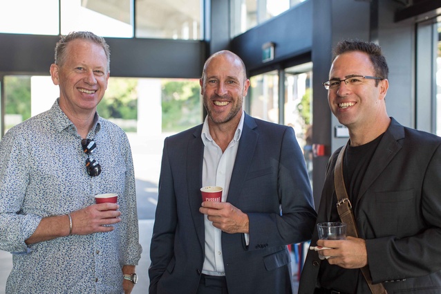 Left to right: Tony Moore (Europlan) , Alan Bunce (Kada) and Federico Monsalve (editor <em>Urbis</em> and <em>Interior</em>)