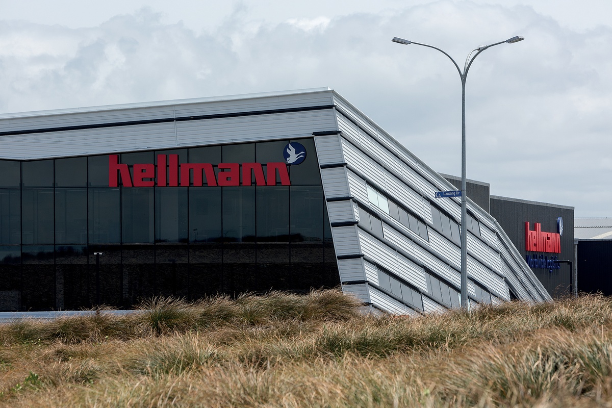Hellmann Worldwide Logistics Gmbh & Co. Kg A welcome departure: Hellmann Worldwide Logistics | Architecture Now
