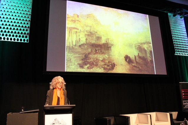 Elizabeth Farrelly speaks at Urbanism New Zealand.