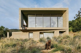 Sounds of nature: House at Otago Bay