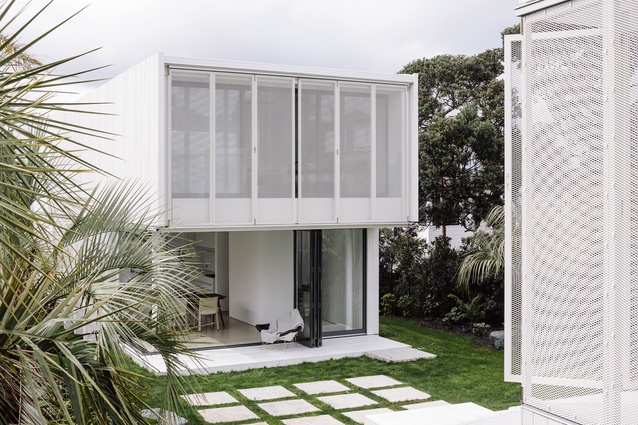 Housing Award: City Beach House, Takapuna by Fearon Hay Architects.
