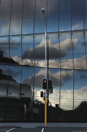 Auckland’s dynamic cloudscape is reflected on 
Anvil’s skin.
