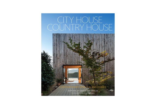 With beautiful imagery and words, <a href="http://penguin.co.nz/books/city-house-country-house-9781775538516" target="_blank"><u><em>City House Country House</em></u></a> is the ideal coffee table book for an architecture lover. 