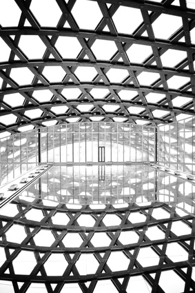Zilliox shot this image at the opening of Japanese architect Shigeru Ban’s Centre Pompidou-Metz in France in 2010.