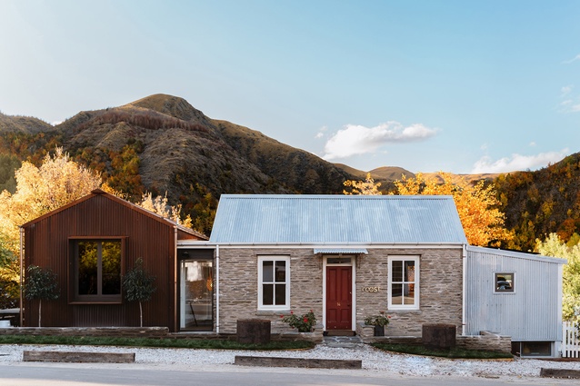 Winner - Commercial: Roost Arrowtown by Assembly Architects and Spirus Architecture (Maurice Orr architect) in association. 
