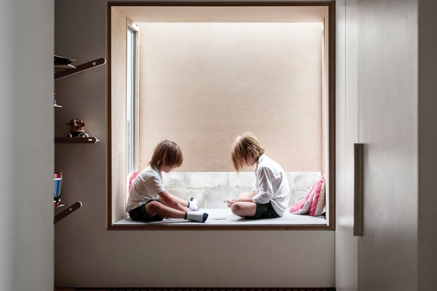 A pop-out bay window in the children’s room retains privacy from neighbours, while providing views to the sky and side garden.