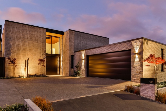 Shortlisted - Housing: Modern Residence by Johnston Architects.