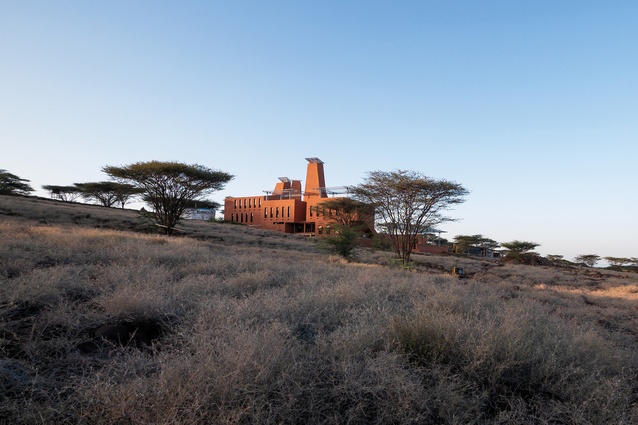 Startup Lions Campus is another future-focused tertiary project,with prominent ventilationtowers, inspired by the ingenious
workings of termite mounds.
