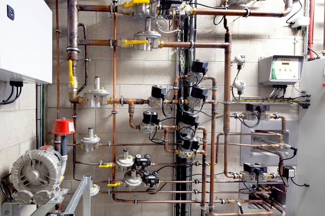 To create fire and smoke on-demand throughout the simulation buildings, a network of pipework is fed by a sophisticated clean-burning gas system. 