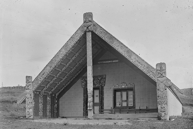 Te Tokanganuia-Noho Meeting House, Te Kuiti, 1917.