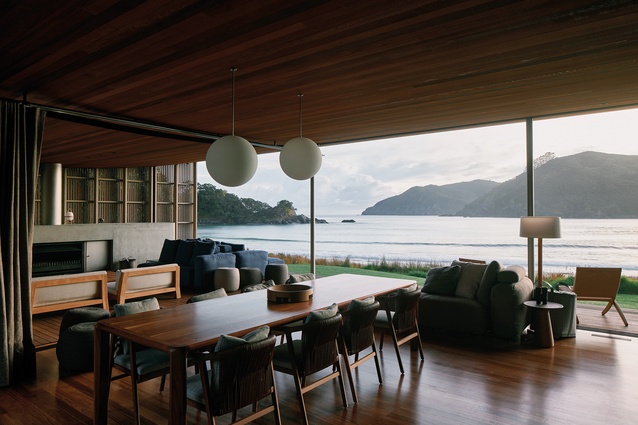 Winner – Sir Ian Athfield Award for Housing: Omata Beach House by Herbst Architects.