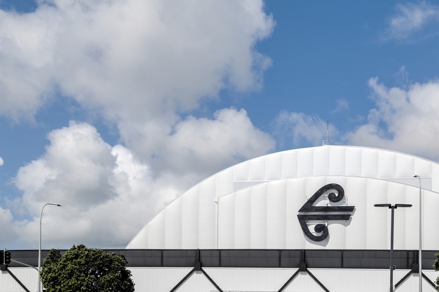 The lightweight ETFE cladding spans further than traditional materials do, allowing the volume of the structure to be reduced.