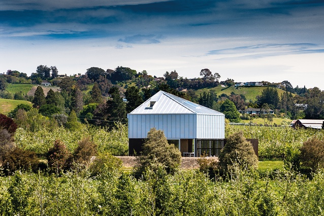 McKenzie House, Hawke's Bay, is a small 80m² house for a musician, set within the family orchard among rows of organic apple trees. 
 