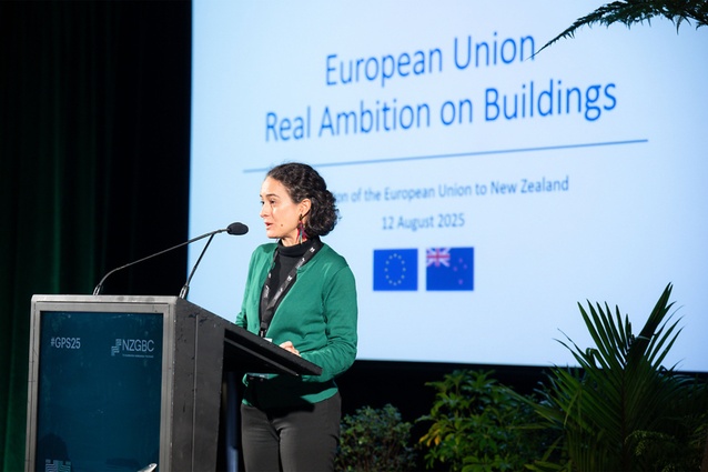 Diane Lacoste Chevalier presenting “European Union Real Ambition on Buildings”.
