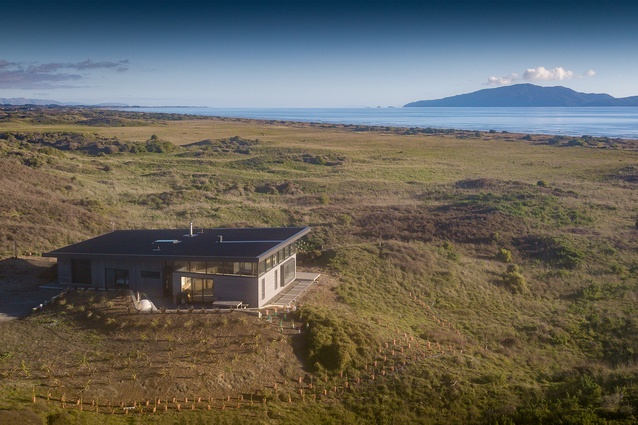 Te Horo Beach House: This house is located on the coast, just 300 metres from the water’s edge.