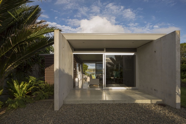 Annexed to the main house, this Mahurangi studio space, by Noel Lane Architects, also doubles as guest accommodation. 