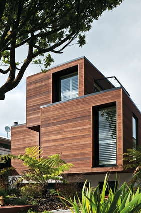 Misaligned House, Auckland, 2012. 