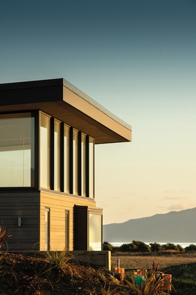 Te Horo Beach House: Nestled into the dunes, this house offers views of the dramatic landscape from every vantage point.