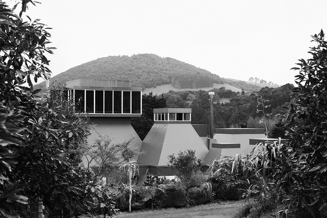 Claude Megson’s Bowker House in Whangarei (1977).