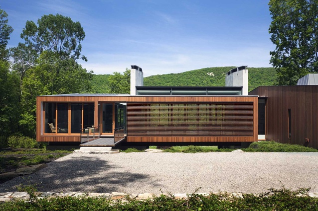 Hot House: The Bridge House | Urbis Magazine