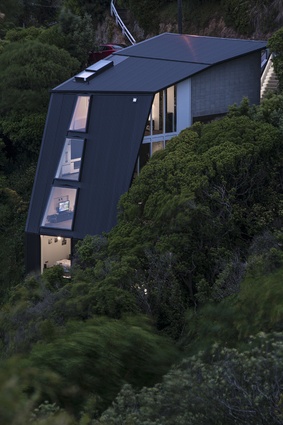 Housing Award: 45 Degree House by Ballara Bulman Chin | bbc architects.