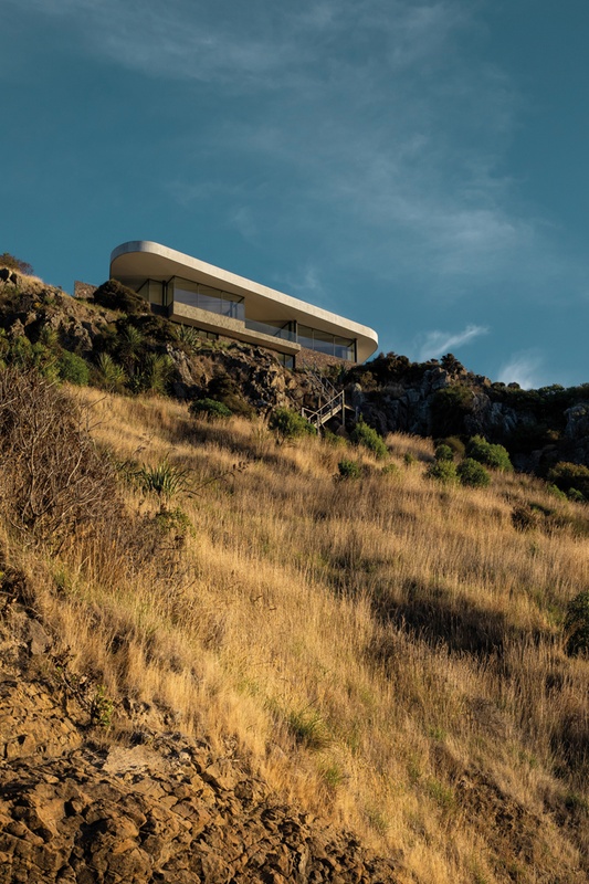 Hot House: Black Rock House | Urbis Magazine