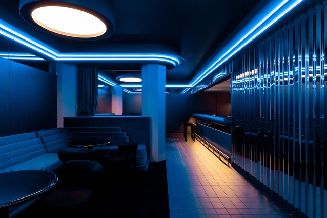 The connection of bar and customer lounge spaces.
