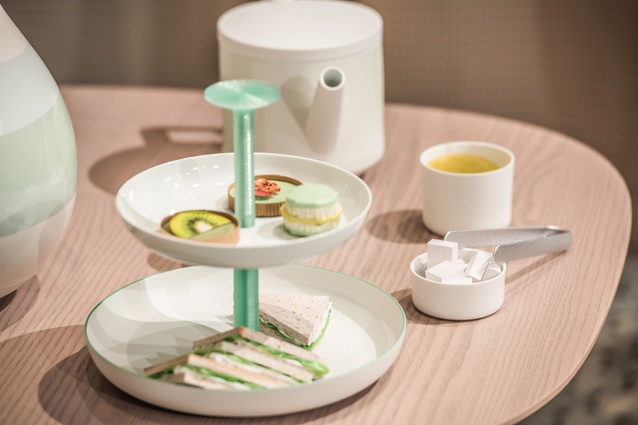 In Scholten and Baijings’ LDF Landmark Project Time for Tea installation, at the venerable Fortnum & Mason store in Piccadilly, the Dutch designers riffed on an English afternoon tea.