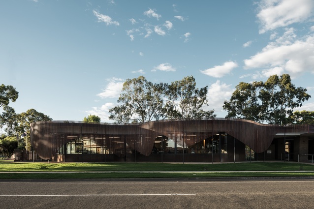 Cobram Library and Learning Centre by Dale Cohen Architects.
