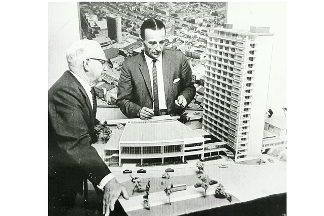 Auckland City Architect Tibor Donner (right) and Sir Dove Myer Robinson, Mayor of Auckland, with a model of the Donner-designed Administration building.