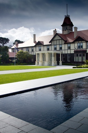 The Government House Conservation Project undertaken by Isthmus with Athfield Architects, was awarded an NZILA Award of Excellence for residential landscape architecture. 