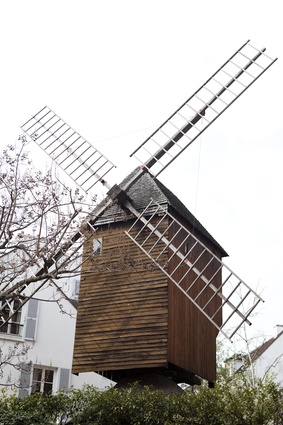 The windmill was used to make flour for a special type of revered bread, called galette, and the area was renowned as an entertainment centre.