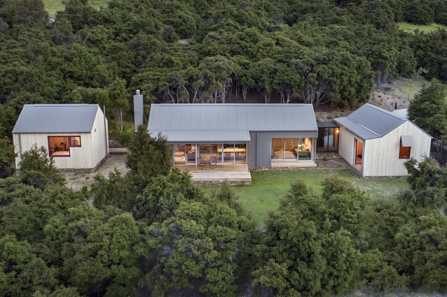 Winner: Housing – Hidden Hills House by Warren and Mahoney Architects.