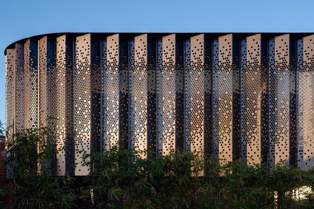 Single Residential Exterior winner: Albert Park Curved Pleated Façade (VIC) by ADEB Architects.