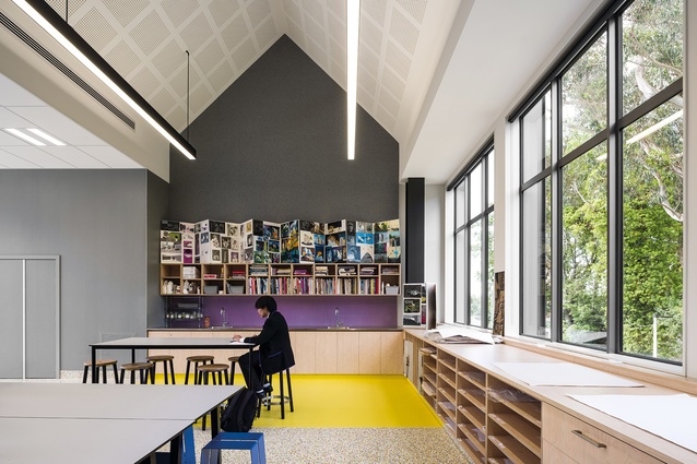 The spacious feel of the art studio is enhanced by the high ceiling, which rises into the roof gable, while its south-facing windows provide generous natural light.