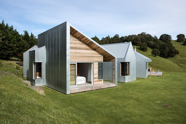 Winner: NZ Speciality Timber Award – Pukapuka Road House by Belinda George Architects.