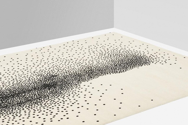 London-based Shiro Studio reveals ‘particles’ as a handmade rug for Nodus. 