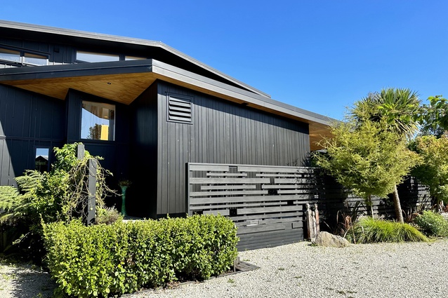 Shortlisted - Housing: House on Waimea Estuary by Studio Virginia Fay.