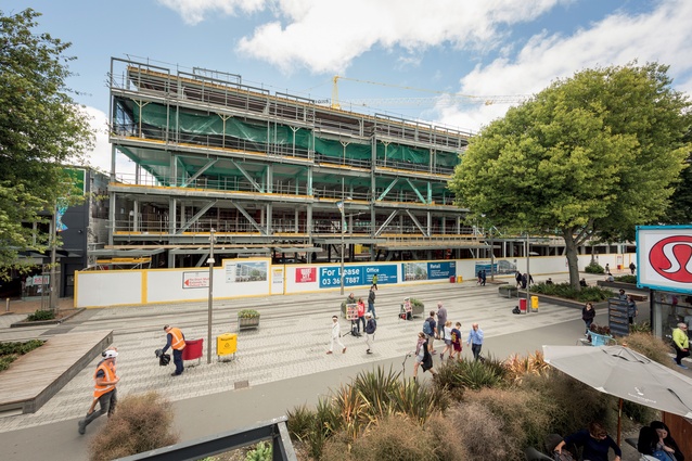 The five-storey superstructure of the BNZ Centre’s second building rises from the site. 