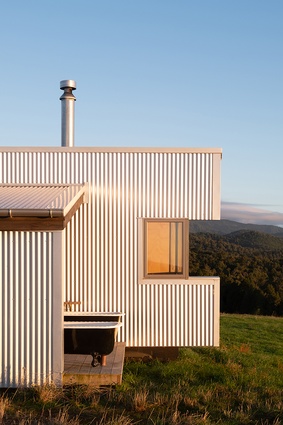 Shortlisted – Housing: Ao Marama Retreat by OPL and Mitchell Stout Dodd Architects in association.