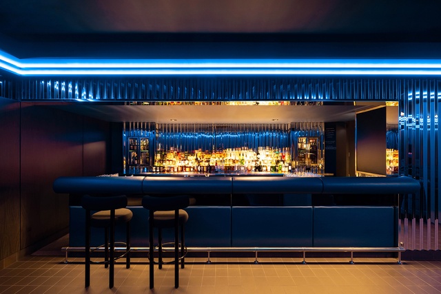 Quinn Bar: Strikingly balanced