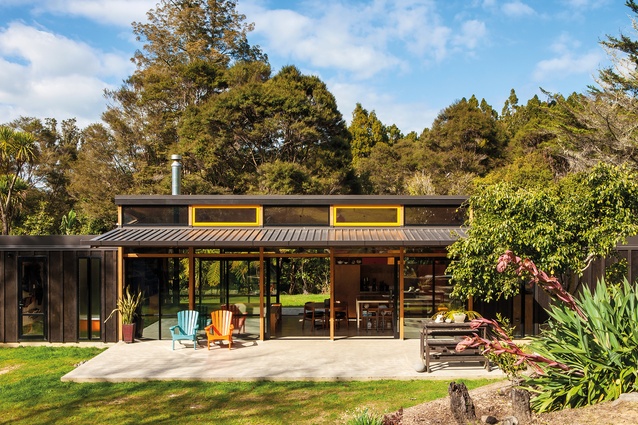 The Easterbrook House was designed as a 4m-wide train of sheds and a central pavilion.