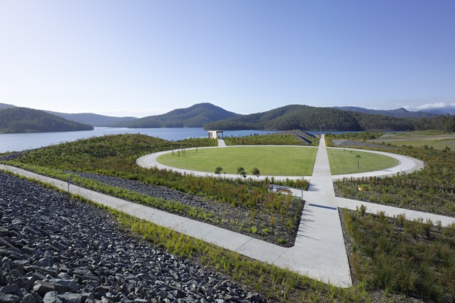 Hinze Dam Parkland, Advancetown, Gold Coast, Qld, by Hinze Dam Alliance Team – AECOM and Malcolm Middleton Architects

