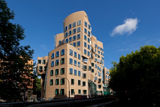 The eastern facade is made up of 320,000 hand laid, custom design bricks.